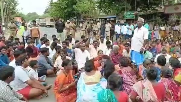 சாலை மறியல் 