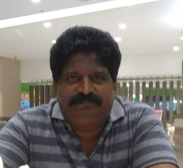 அரசு பள்ளி ஆசிரியர் 