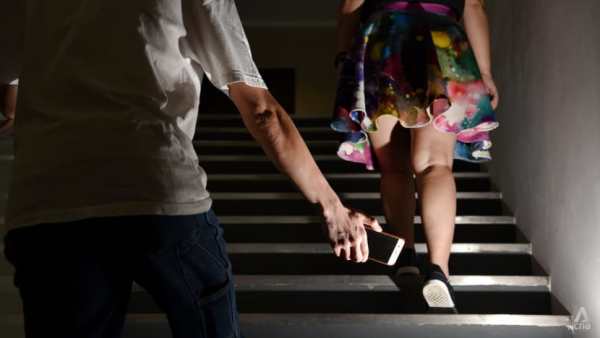 பார்ட்டிக்கு சென்ற போது...