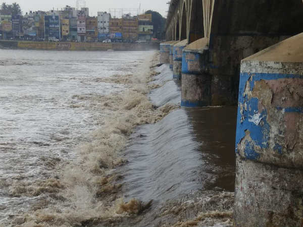 மாவட்ட ஆட்சியர் எச்சரிக்கை 