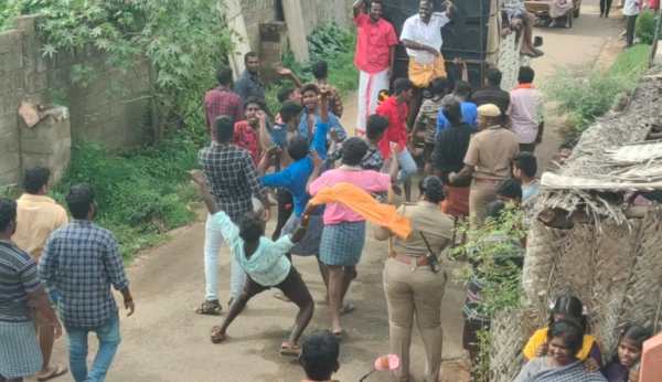தொண்டர்கள் அராஜகம் 