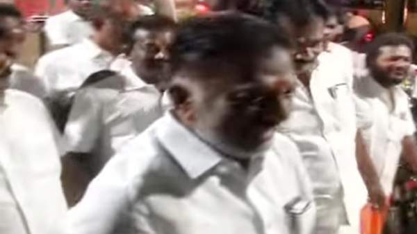 பிரேக்கிங் போடணும் 