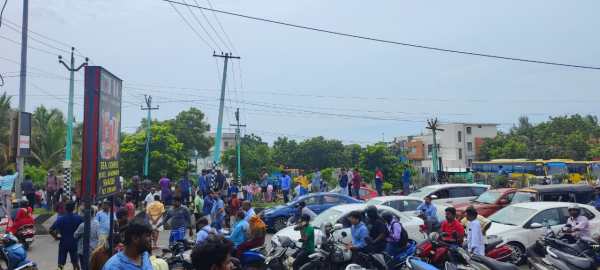 நிலம் ஆக்கிரமிப்பு 