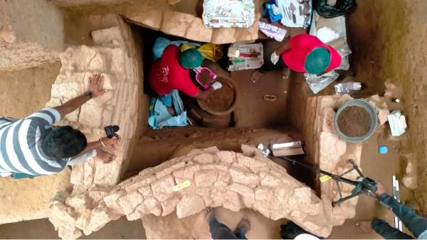 கொற்கையில் நடந்த முதல் ஆராய்ச்சி 