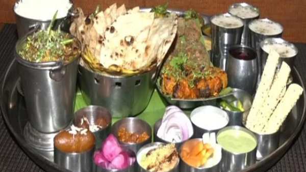 தனியார் உணவகம் ஸ்பெஷல் 