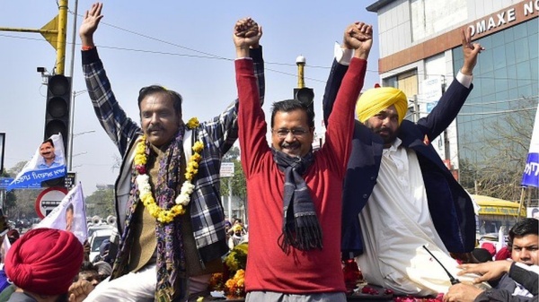 ஆதரவாக 91 எம்.எல்.ஏக்கள்