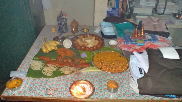 சாமிக்கு படையல்