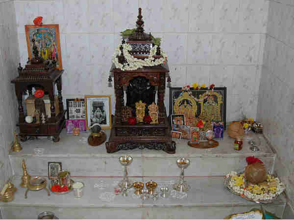 எந்த படங்களை வைக்க கூடாது