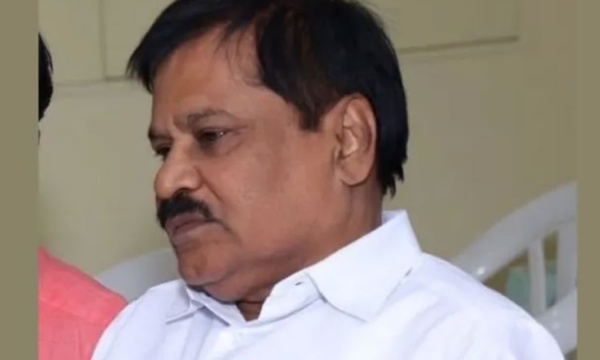 விலகல்? - சூசகம்