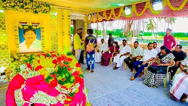 வீரபாண்டி ராஜா மகள் 