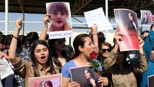 தொடர் போராட்டம் - 75 பேர் பலி