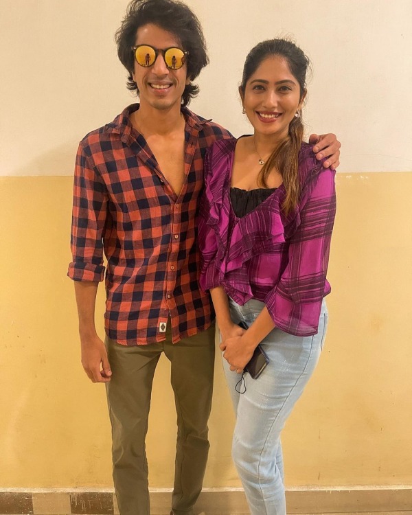 மீண்டும் சரி செய்த ஜூலி