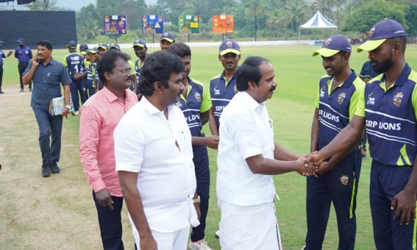 விளையாட்டுக்கு முக்கியத்துவம் விளையாட்டுக்கு முக்கியத்துவம்