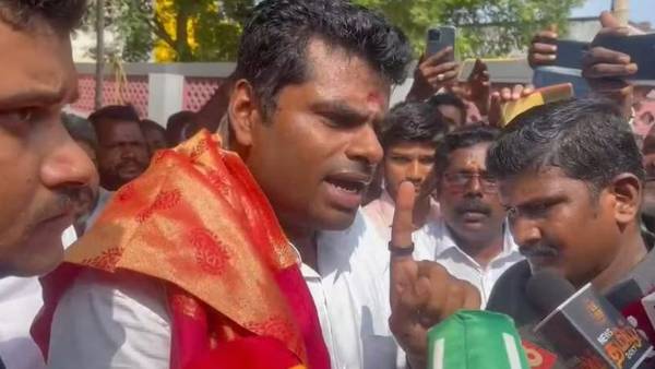  குடுமி + ADMK 