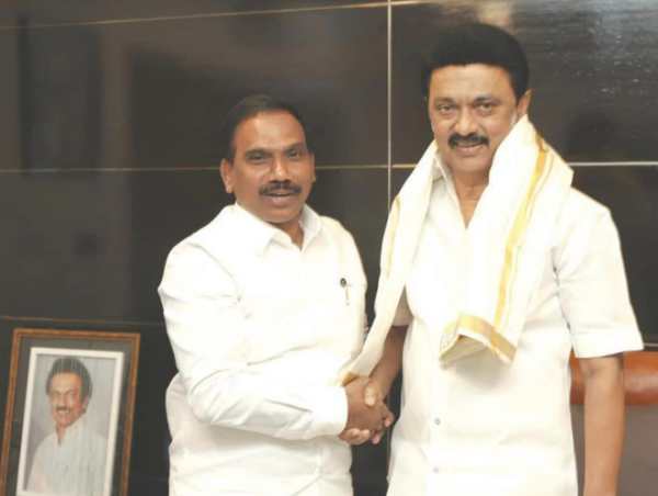 ஆ.ராசா வெளிநாட்டில் 