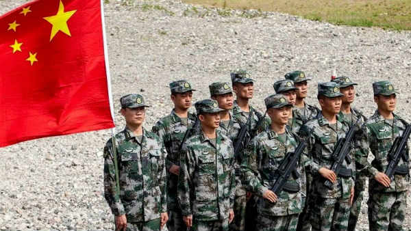 இலங்கையில் சீன படை குவிப்பு