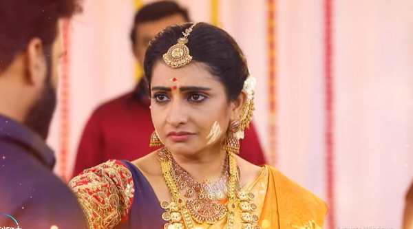 விலகிய காவியா 