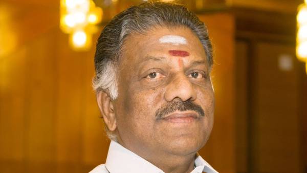 ஈபிஎஸ் டீமின் சில மூவ்கள்