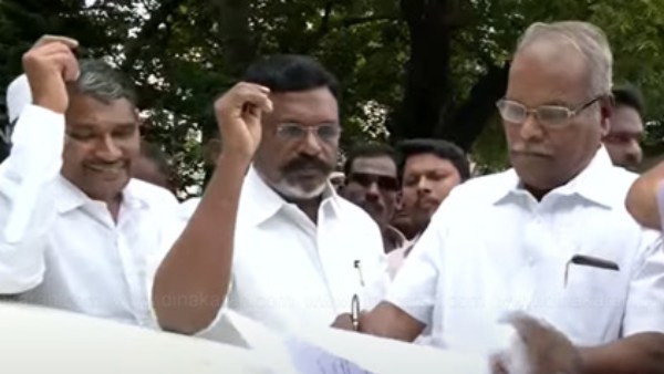 ஜனநாயக இயக்கங்கள்: