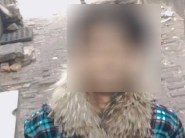 'லைக்ஸ்' வாங்குவதில் தகராறு