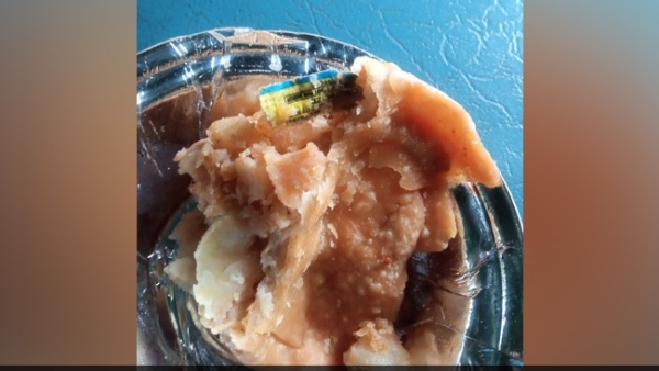 ரயிலில் வழங்கப்பட்ட சமோசா