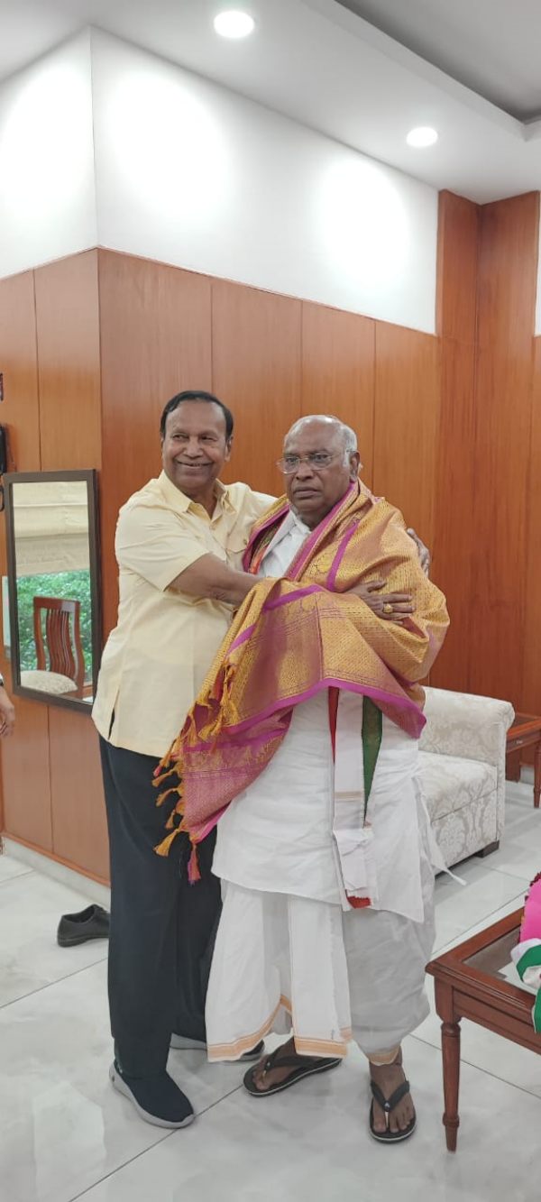  நேரில் சந்தித்த டிஆர் பாலு 