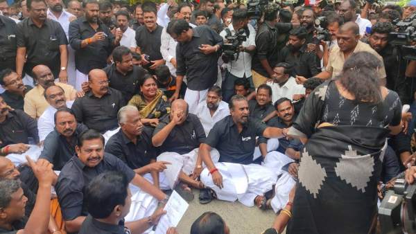 எடப்பாடி பழனிச்சாமி உண்டாவிரதம் 