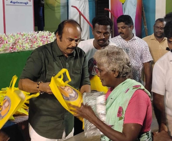 சேலை -வேட்டி சட்டை 