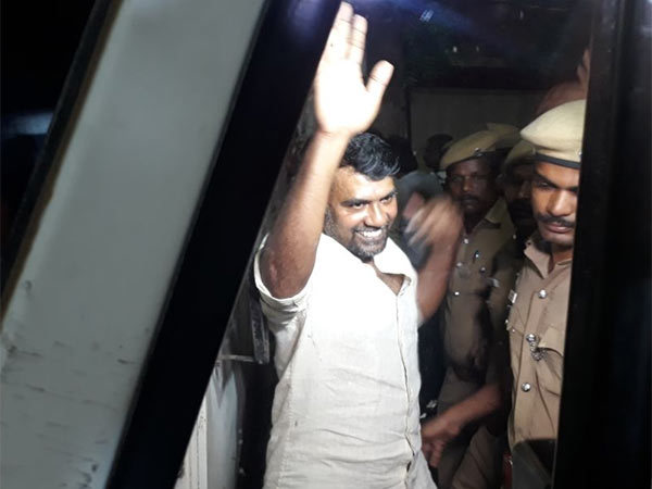 ராக்கெட் ராஜா 