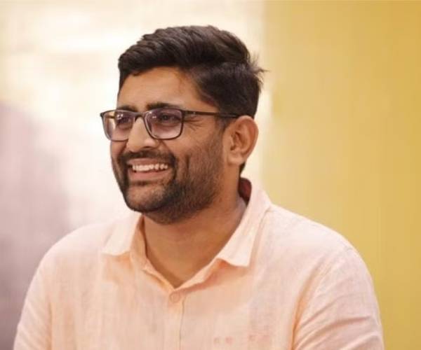 கோபால் இத்தாலியா சர்ச்சை