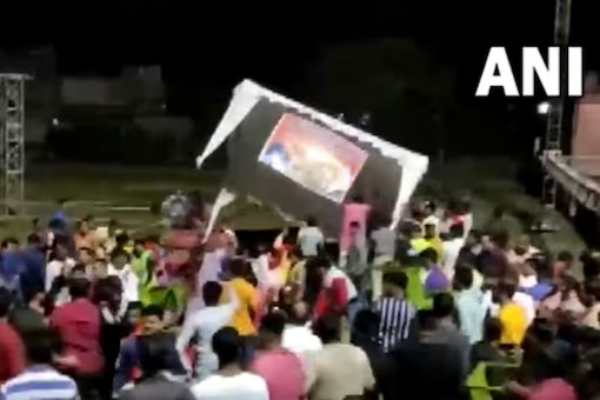 கைகலப்பு 