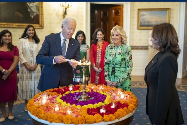 வெள்ளை மாளிகை கொண்டாட்டம்