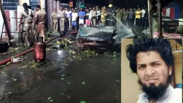 பாட்ஷா தம்பி வீட்டில் ரெய்டு 