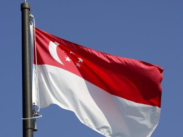 சிங்கப்பூர் 