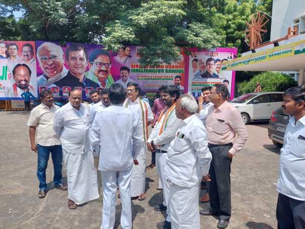 அழகிரியால் சர்ச்சை 