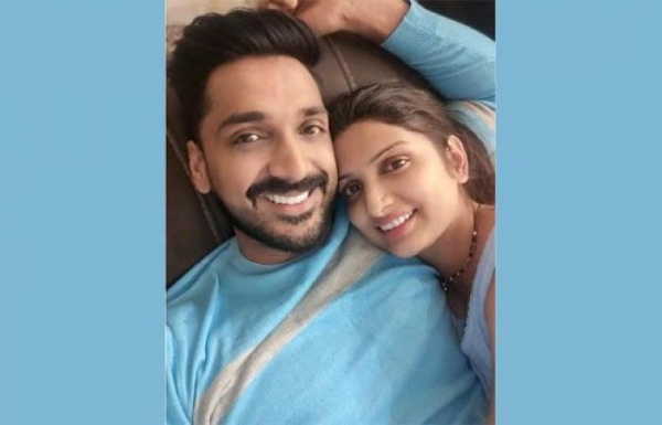 லிவ்விங் ரிலேஷன்ஷிப் வாழ்க்கை