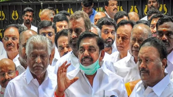 இபிஎஸ் தரப்பு வெளியேற்றம் இபிஎஸ் தரப்பு வெளியேற்றம்