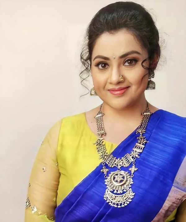  மீனா & மீனா 