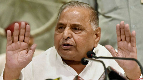 நேதாஜி முலாயம் 