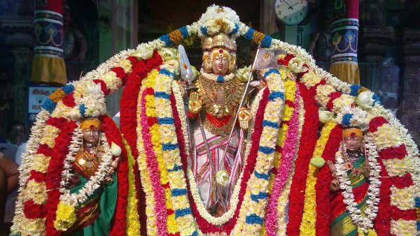 பக்தர்கள் கூட்டம் 