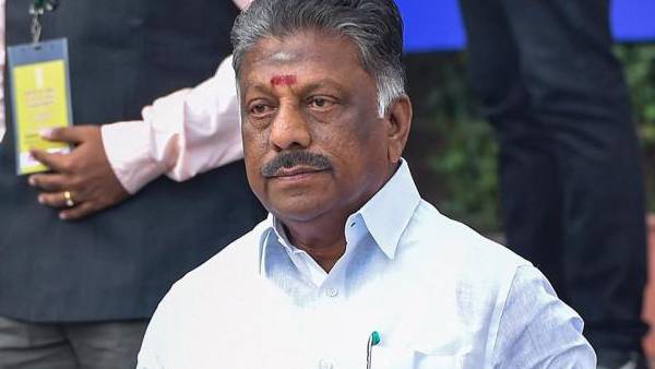 நீதிமன்ற படியேறிய ஓபிஎஸ்