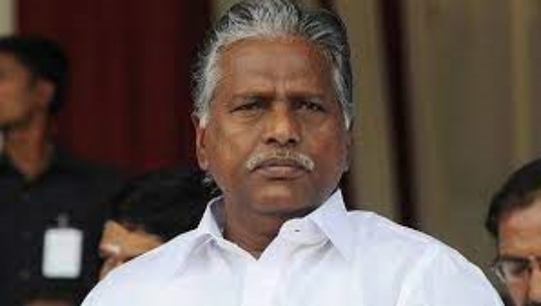 அமைச்சராக ஆசைப்பட்டார் 