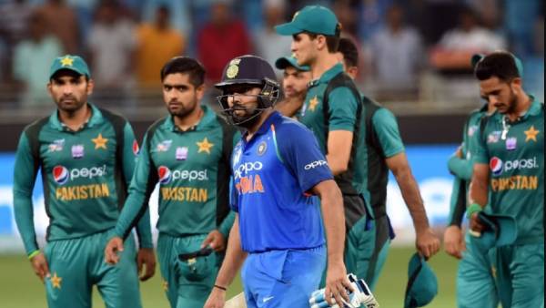 இந்தியா - பாகிஸ்தான் ஆட்டம் 