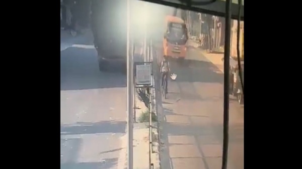 பையனுக்கு என்ன ஆனதோ.. 