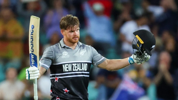 பிலிப்ஸ் கொடுத்த வாய்ப்பு