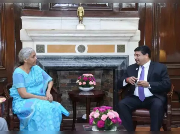 தமிழகத்தில் முதல் கூட்டம்