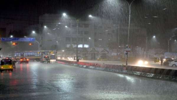  விடிய விடிய மழை 