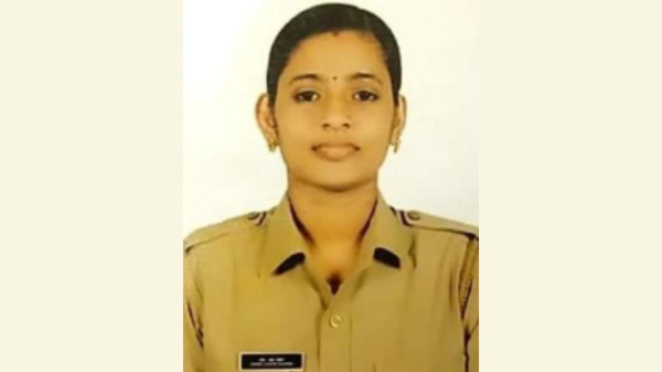 நீதிபதி பாராட்டு நீதிபதி பாராட்டு