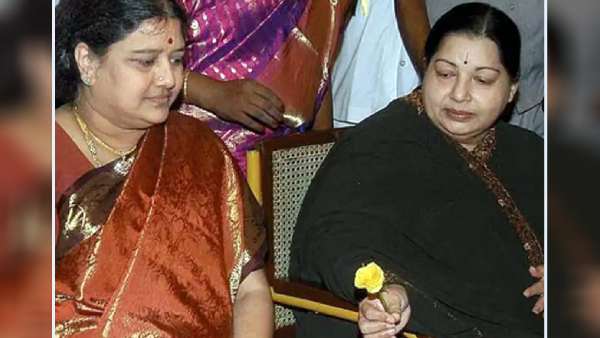 எம்ஜிஆர், ஜெயலலிதாவை கண்டோம் 
