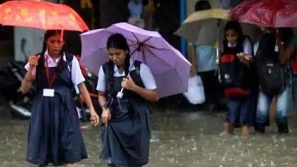 பள்ளிகள் விடுமுறை